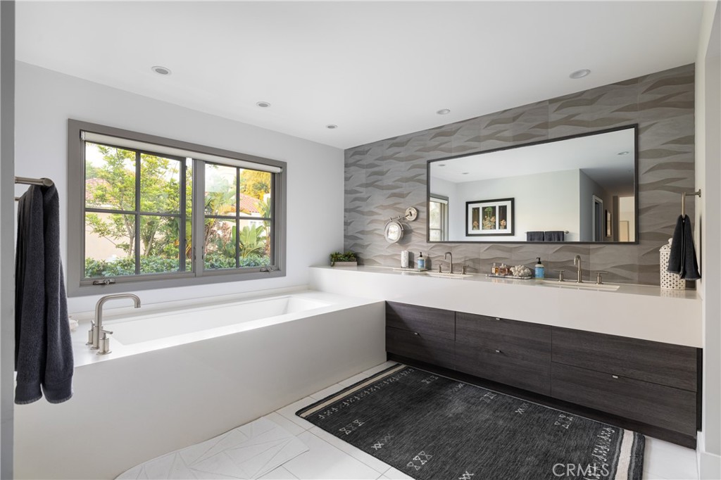 Belcourt Custom (BLCS) - Residential