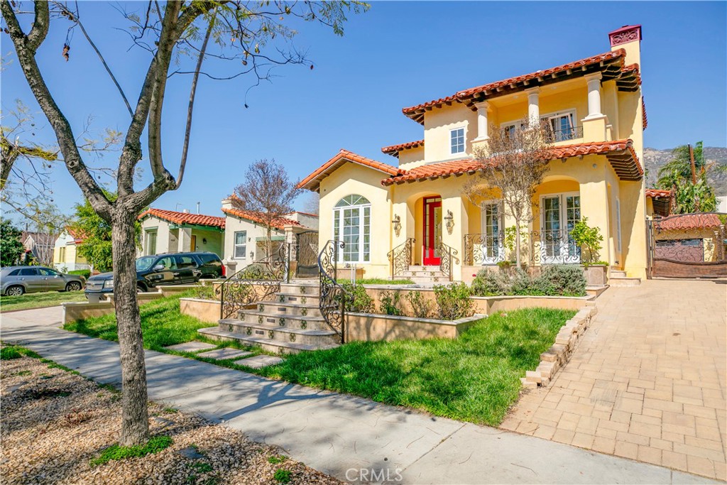 1953 Bellevue Drive