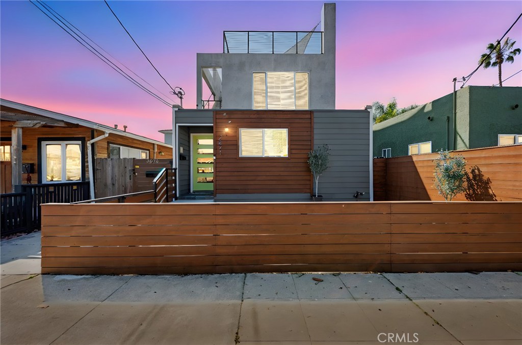 2871 Capps Street