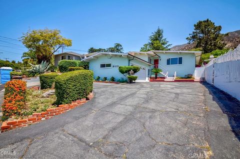 A home in La Crescenta