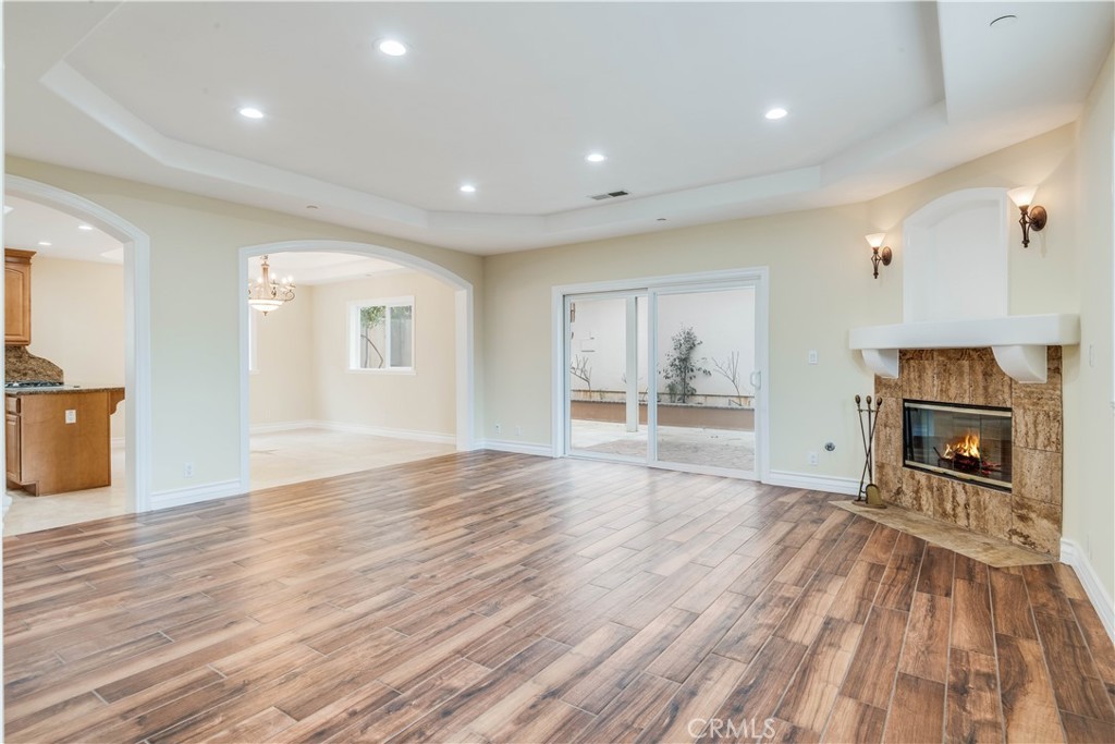Photo 3 of 32 of 2106 Marshallfield Lane A townhome