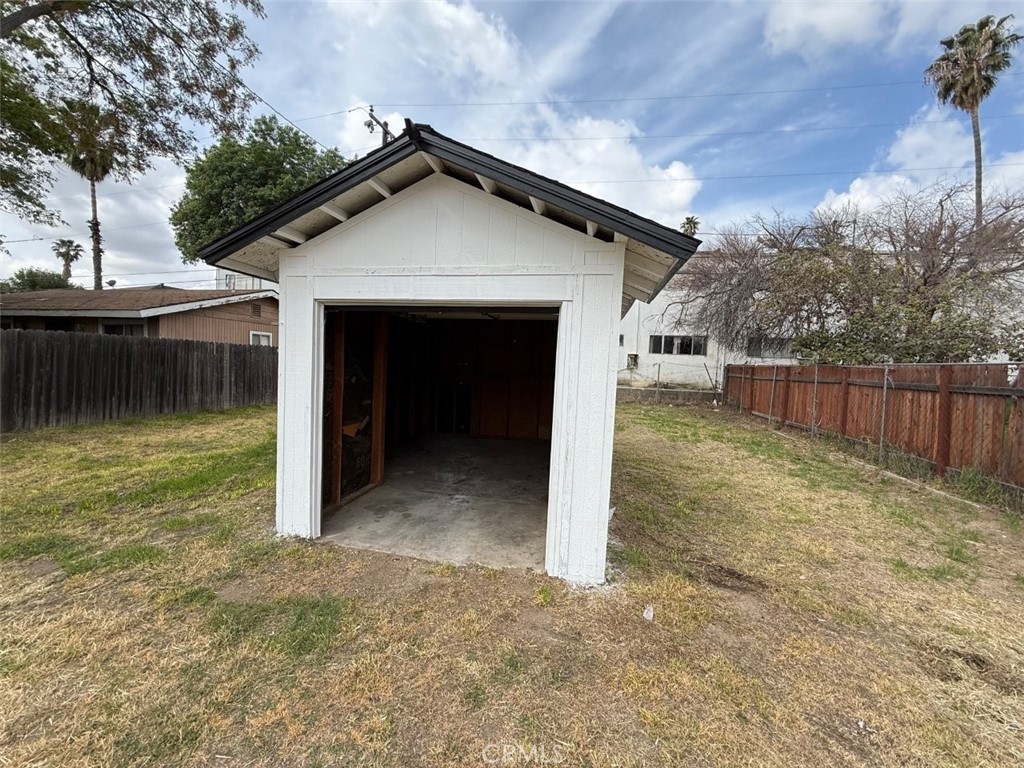 2036 Wall Avenue