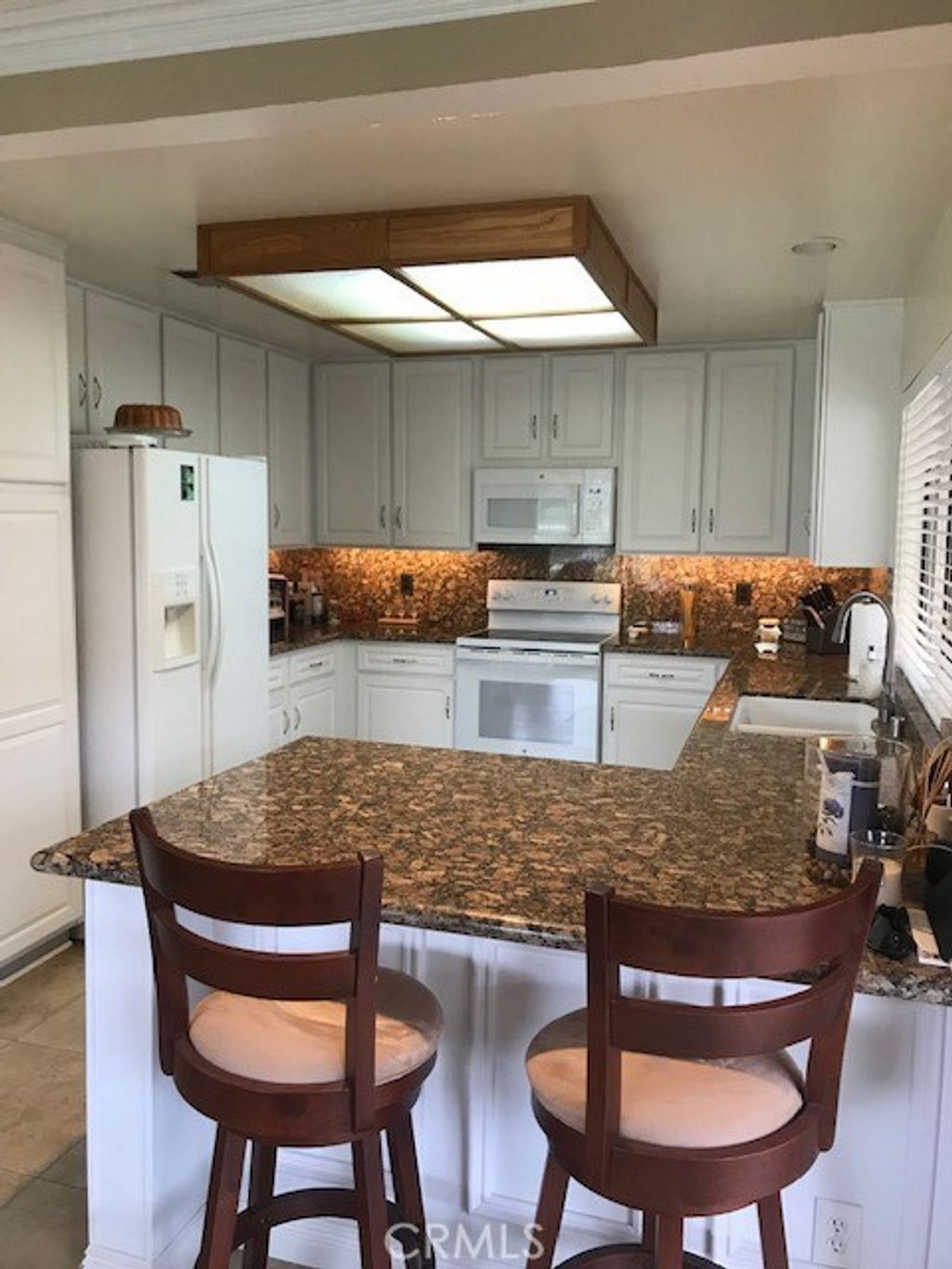 listing image 130725366192811276874