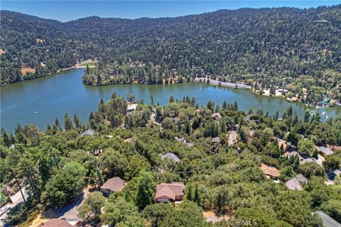 A home in Crestline