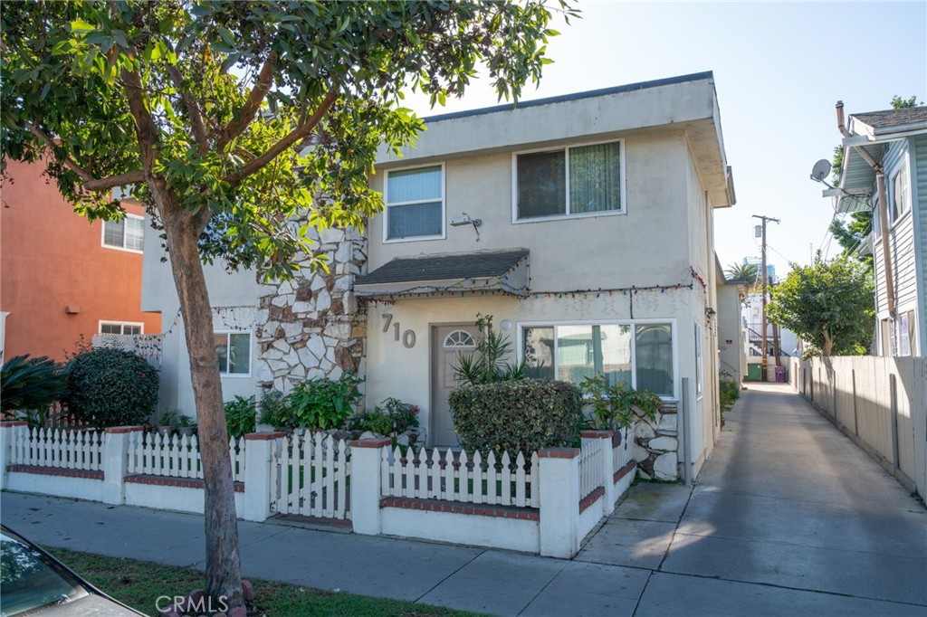 710 E 6th Street