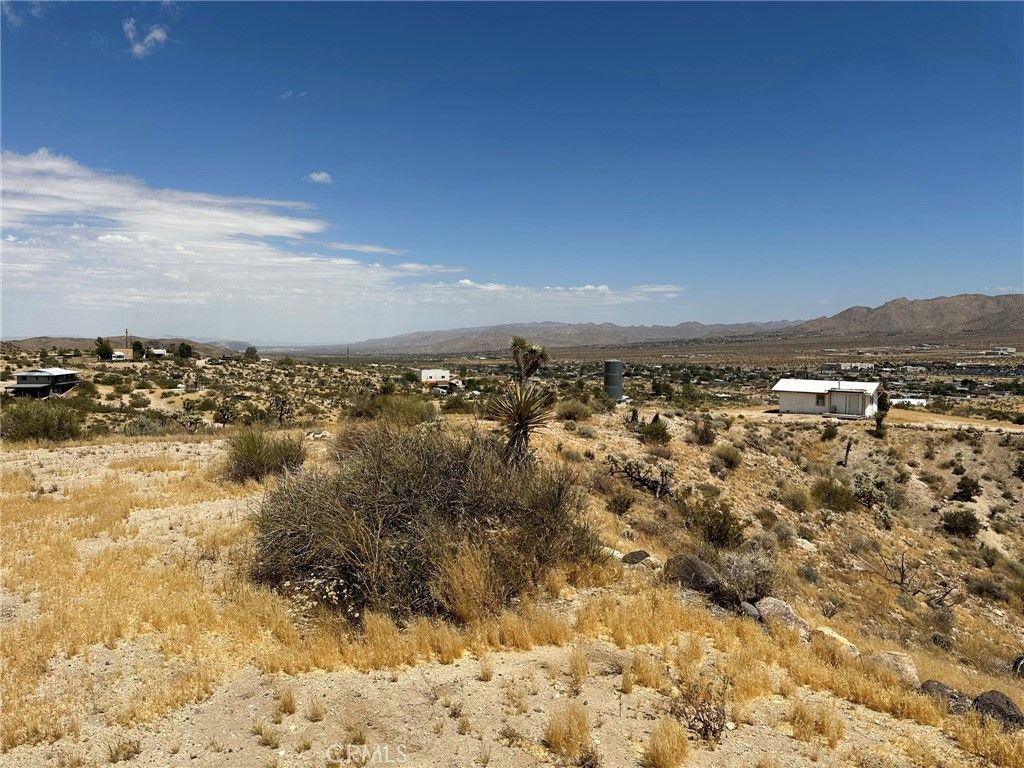 listing image 130728484307915682361