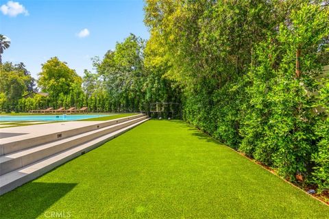 A home in Woodland Hills