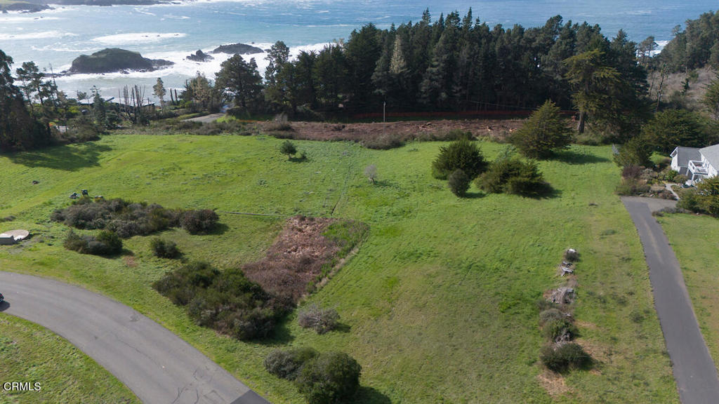 44821 Baywood Drive