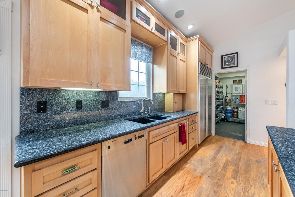 Country Gate - Residential