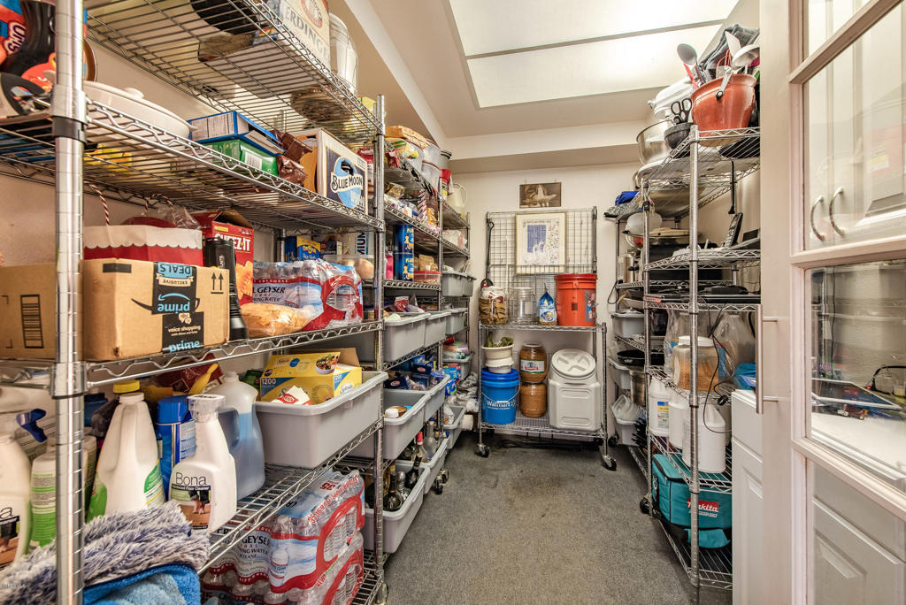 Country Gate - Residential