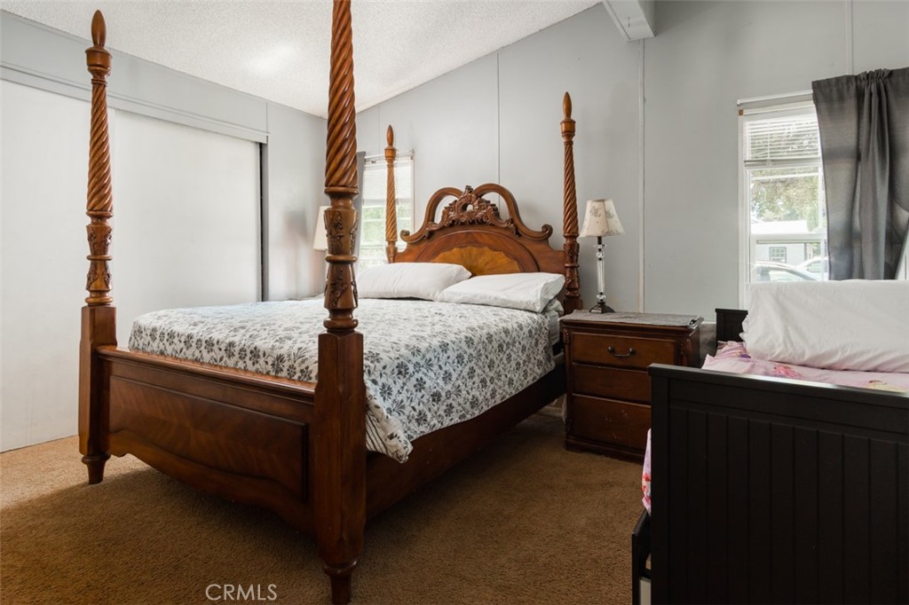 Photo 7 of 20 of 22611 13th Place mobile home