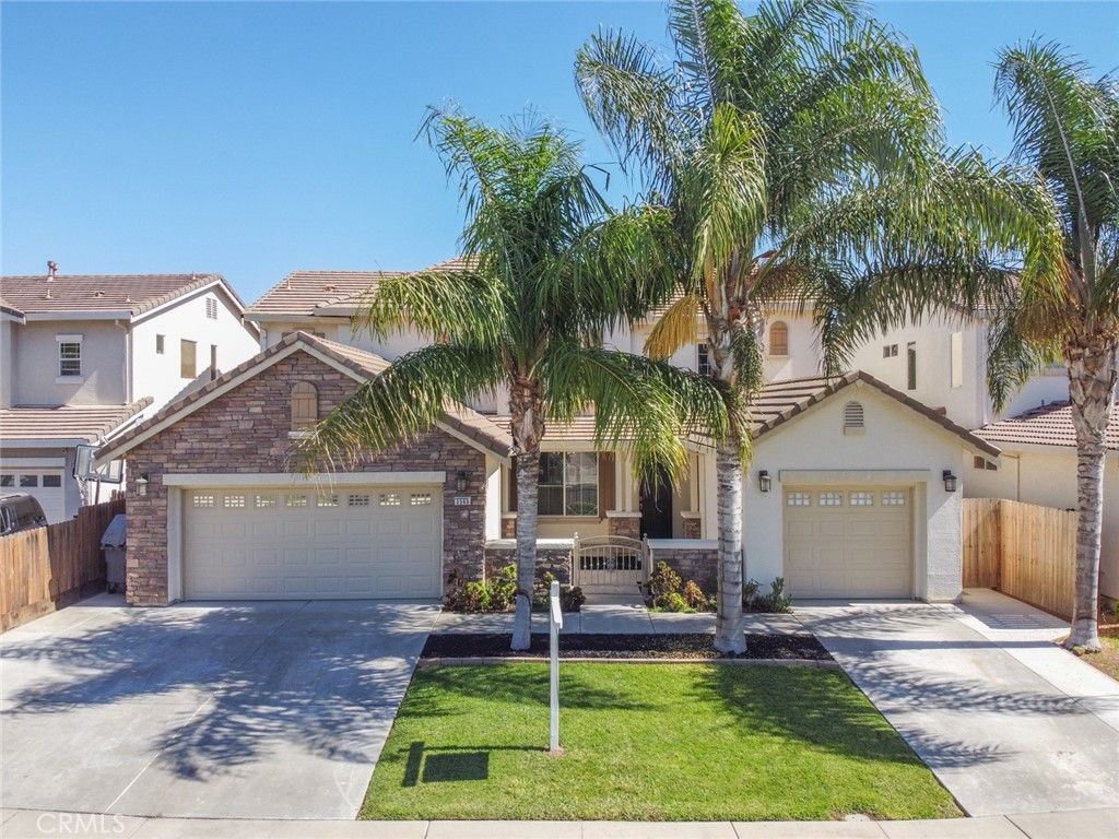 listing image 130723570326399969816