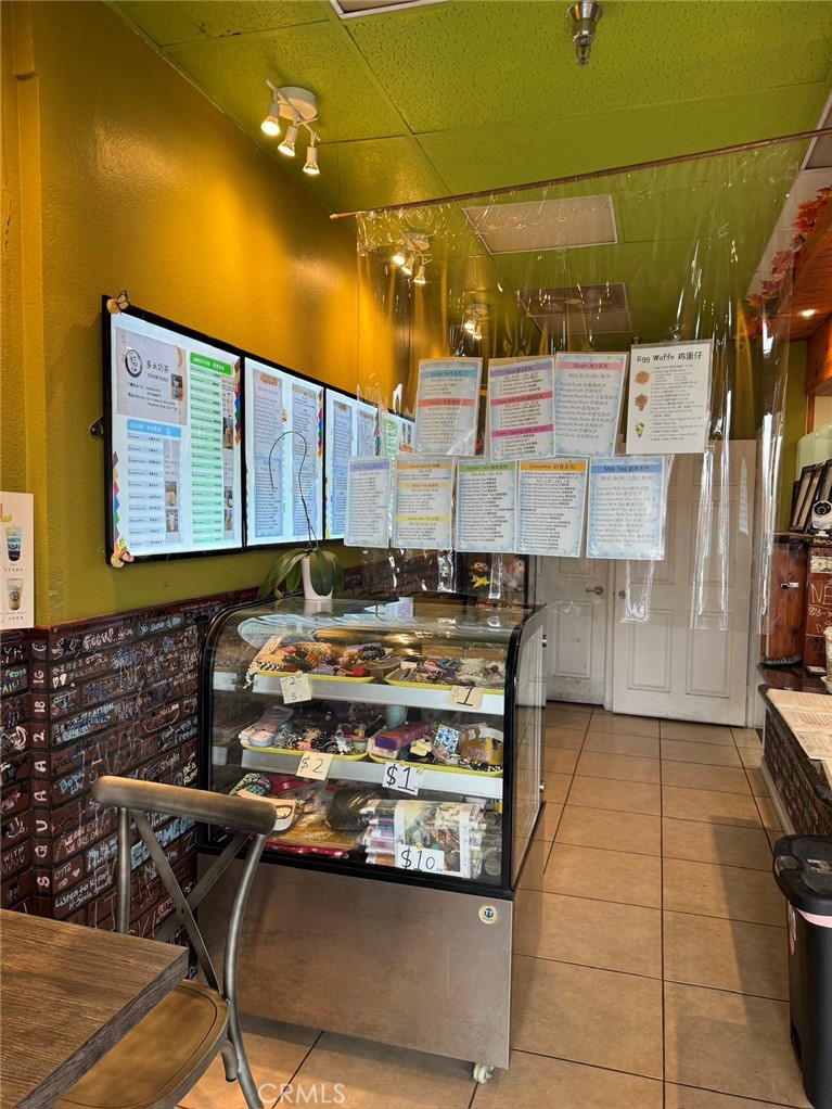 421 N Atlantic Blvd 104