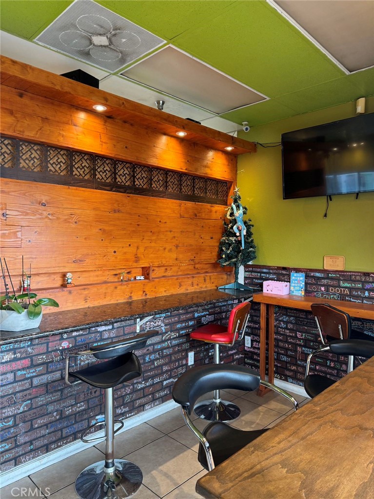 421 N Atlantic Blvd 104