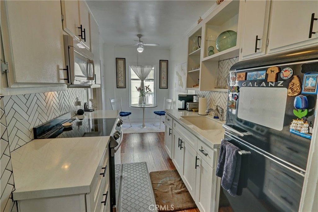 listing image 0