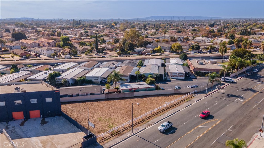 9548 Alondra Boulevard