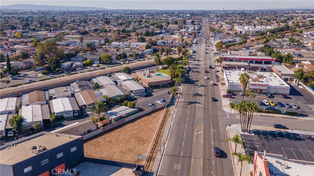 9548 Alondra Boulevard