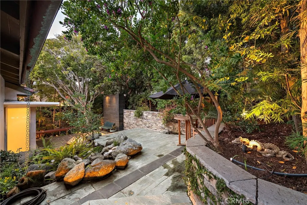 Laguna Beach, California 92651, United States, 5 Bedrooms Bedrooms, ,5 BathroomsBathrooms,Residential,Active,10118