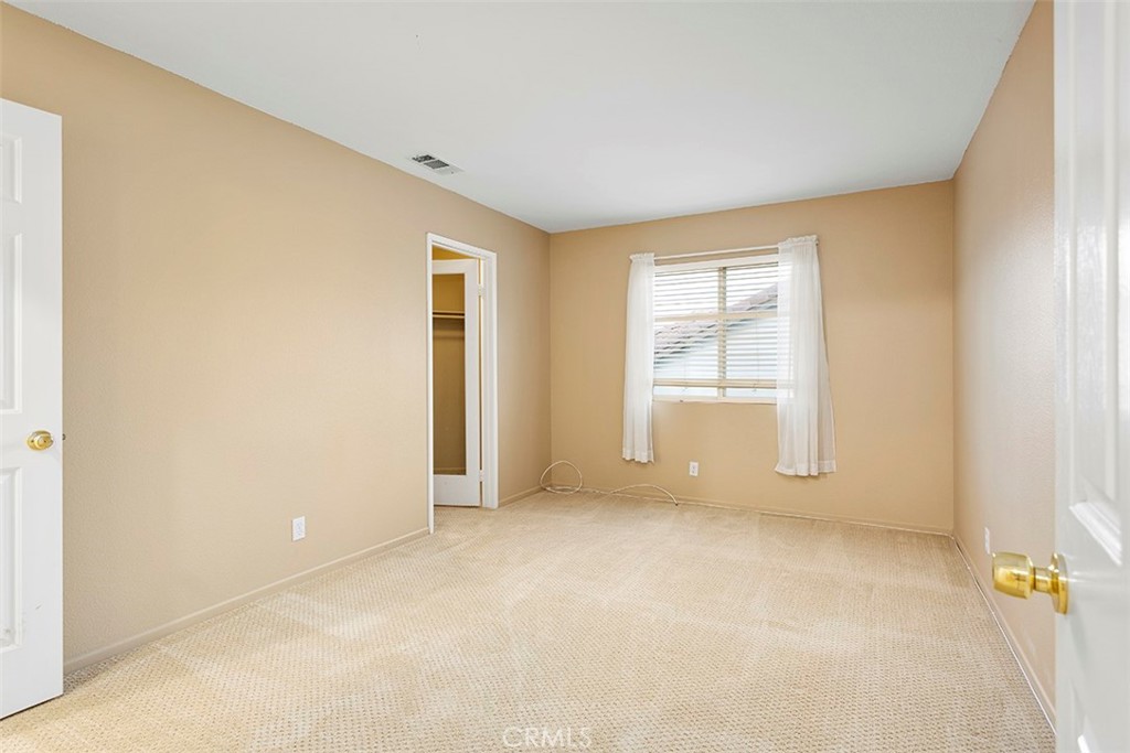 Photo 14 of 26 of 31441 Congressional Drive house