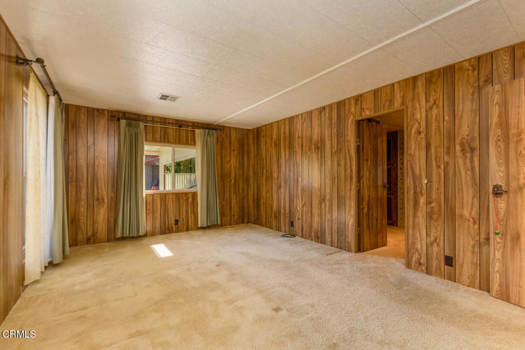 Photo 20 of 24 of 975 W Telegraph Road 61 mobile home