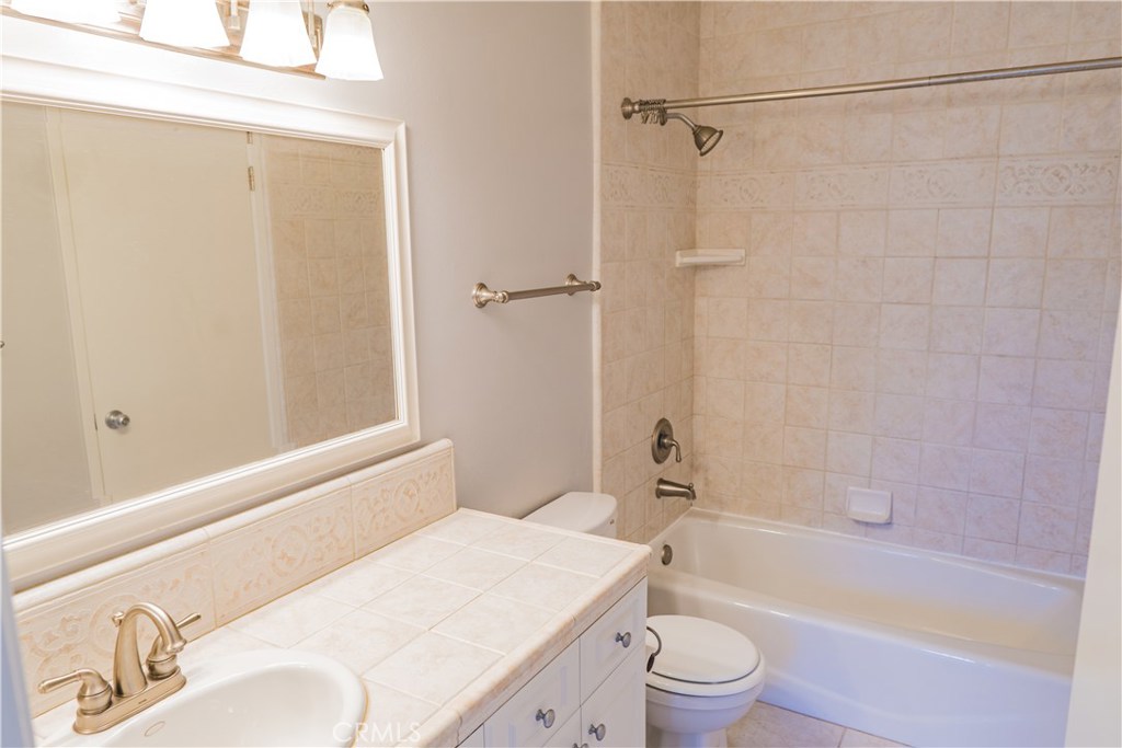 Glen (WB) (GL) - Residential Lease