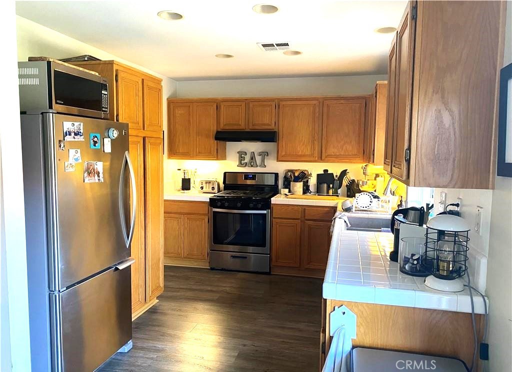 Estrella (ESTR) - Residential Lease