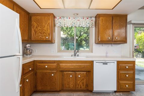 A home in La Crescenta