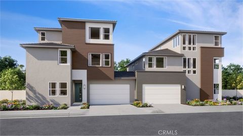 108 Trask Irvine CA 92618