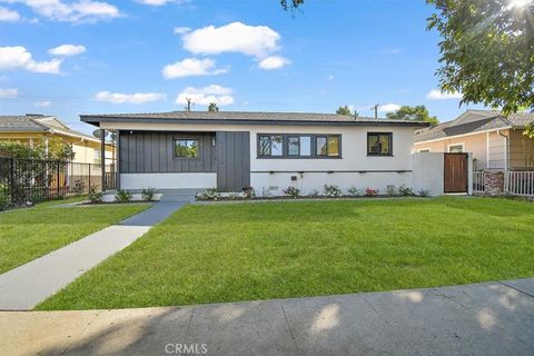 A home in Reseda