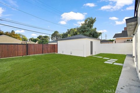 A home in Reseda