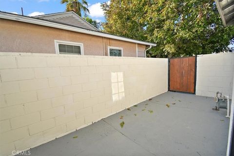 A home in Reseda