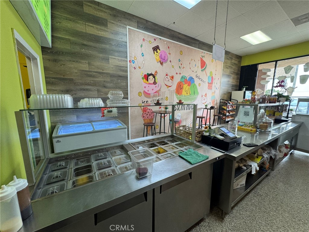8330 Long Beach Boulevard 115