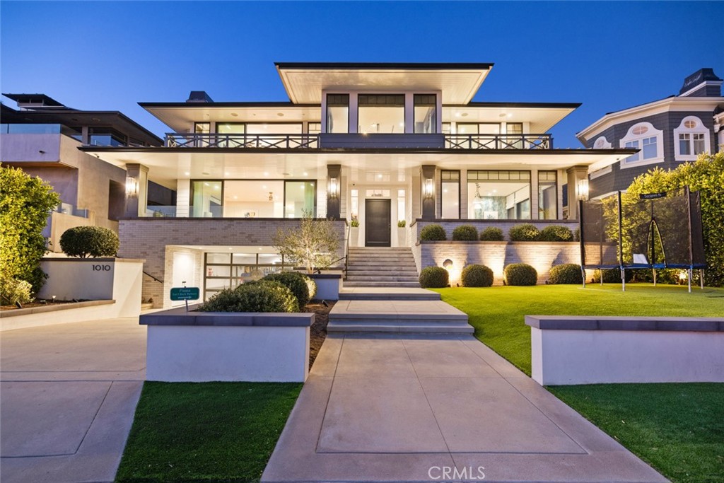 1010 Kings Road