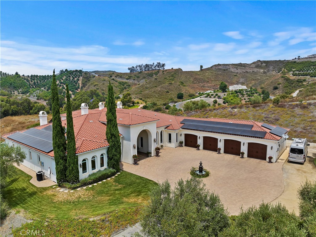 25652 El Chaval Place