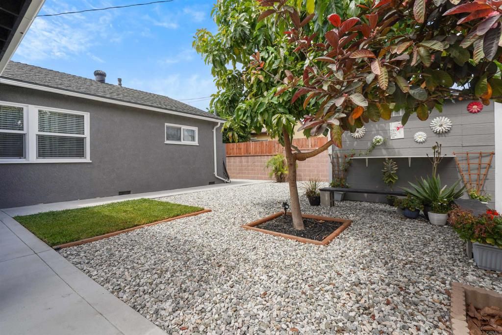 listing image 130726351772831703425