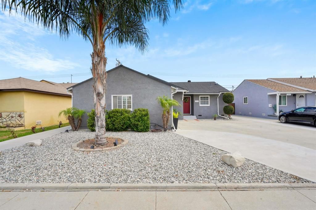 listing image 130724685490891192313