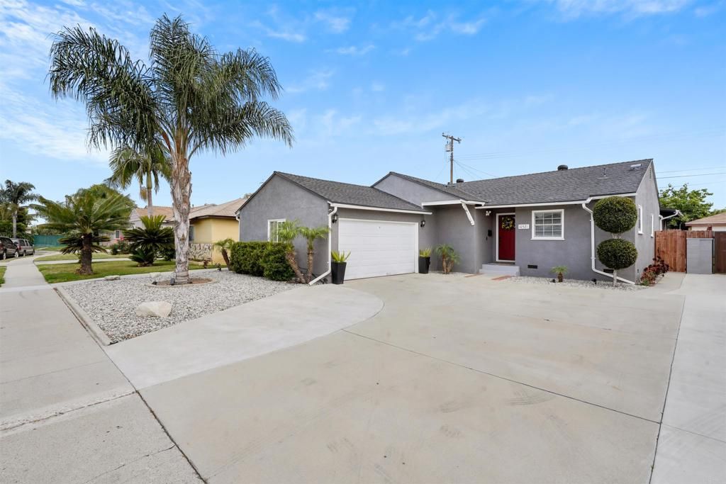 listing image 130727752965387921630