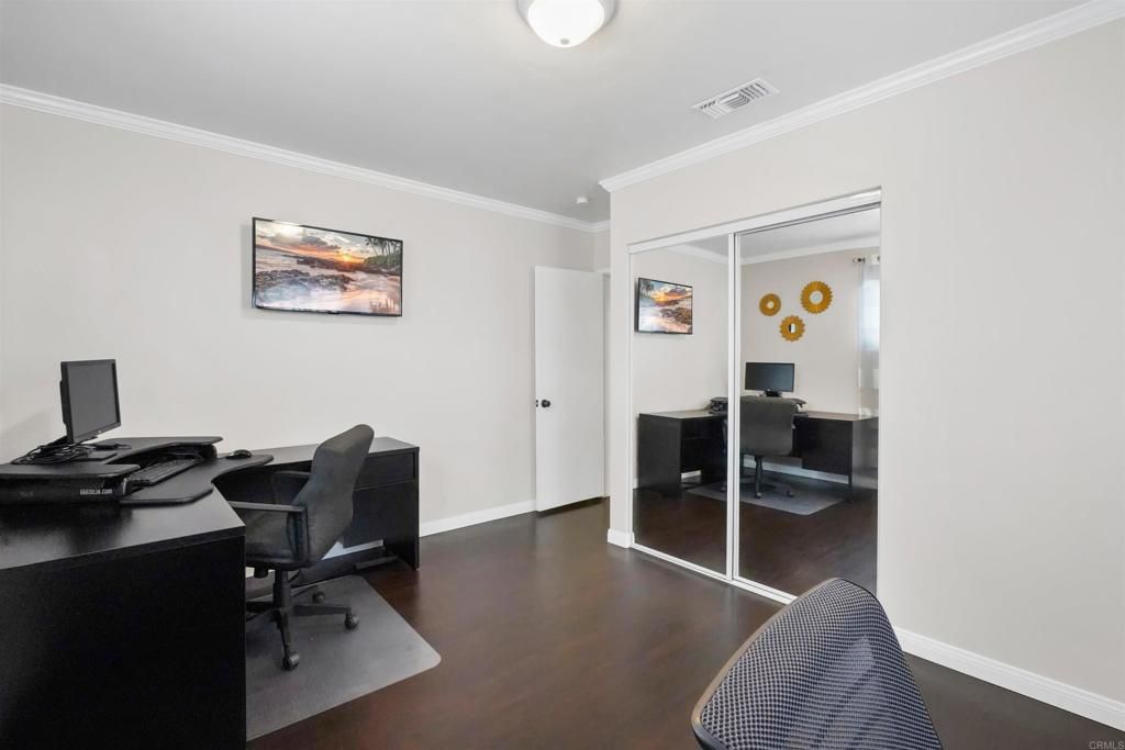 listing image 130729045162058333280