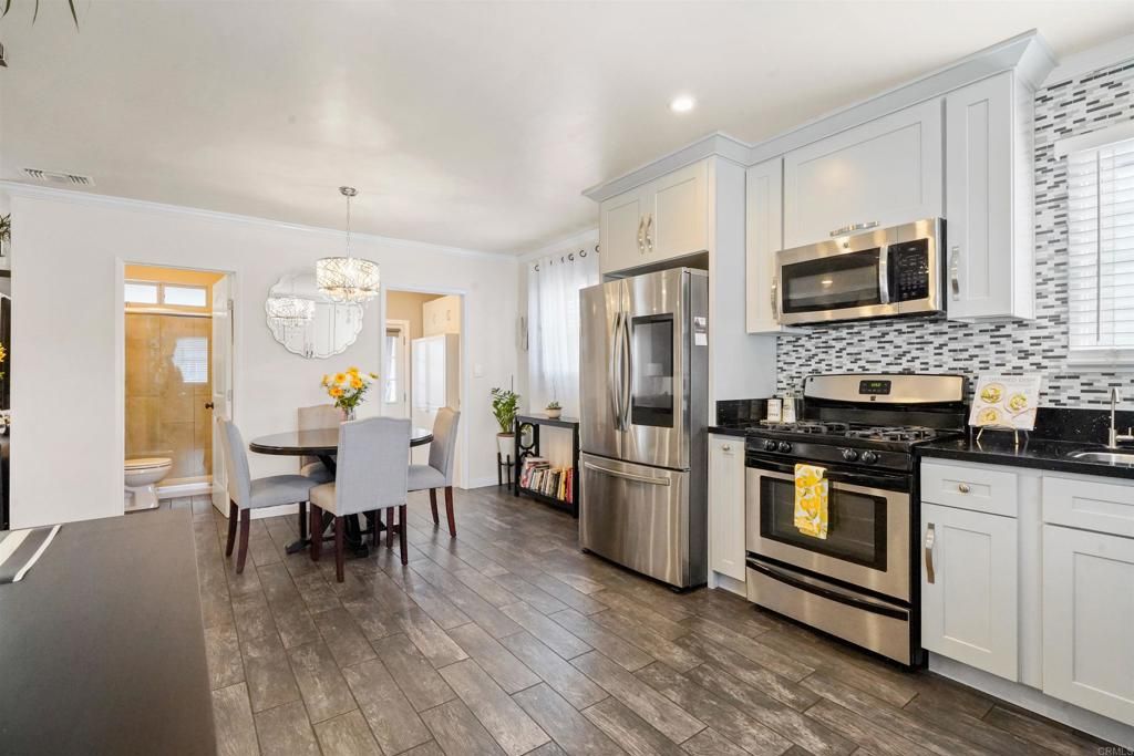 listing image 130720500883505124251