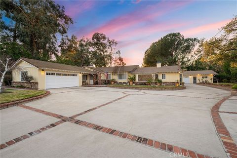 10627 Variel Avenue Chatsworth CA 91311