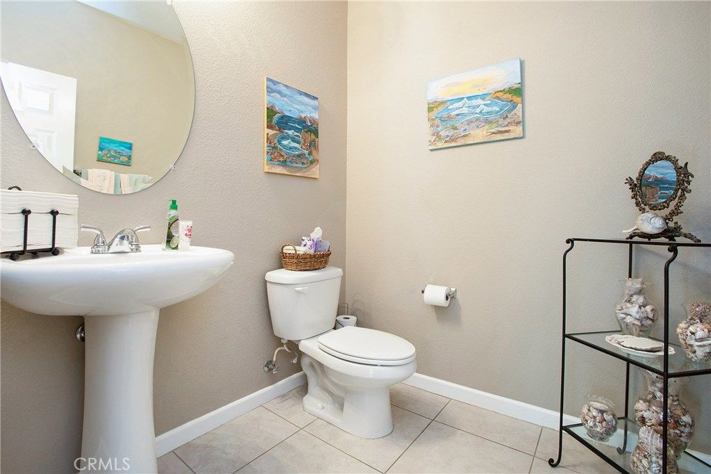 listing image 130728494778490634861