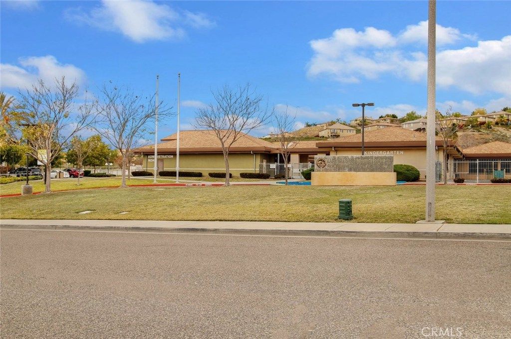 listing image 130723946369450617871
