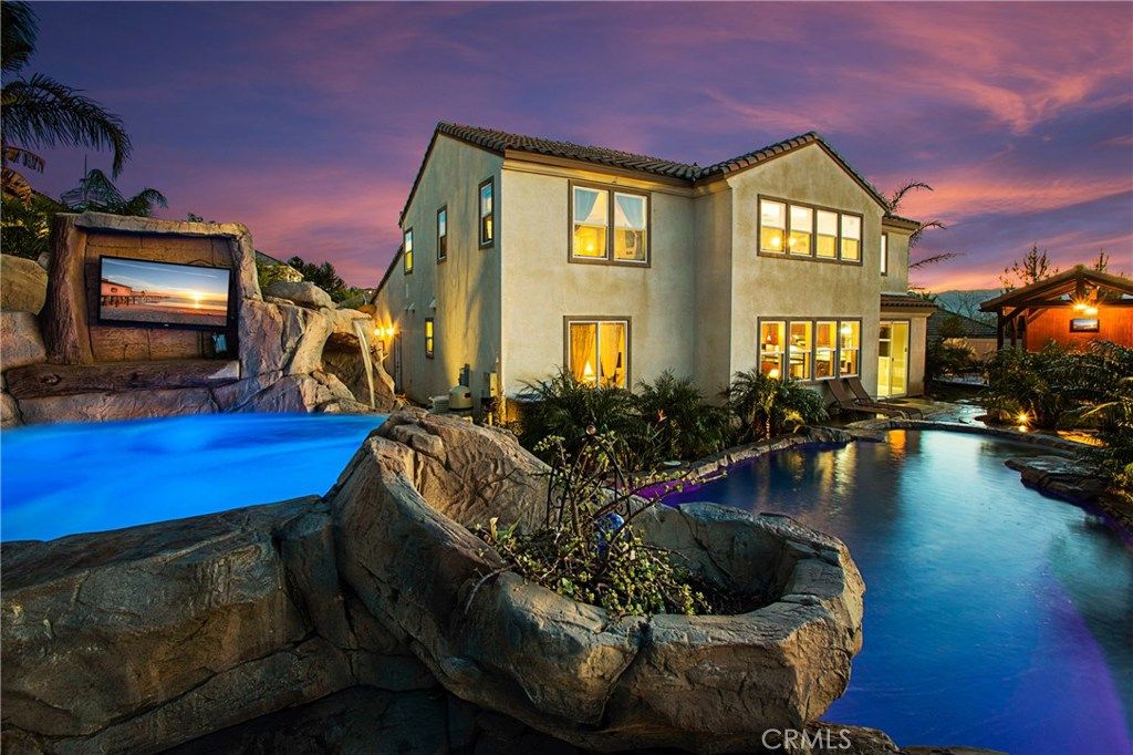 listing image 130729628698100228660