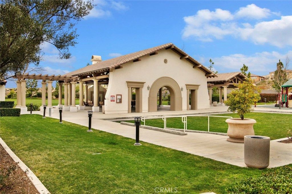 listing image 130720929356715020120