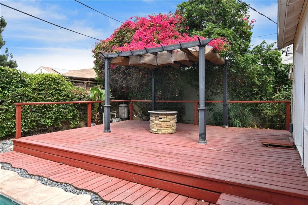 listing image 130722120868136116628
