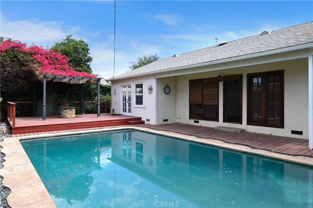 listing image 130729067153844709488
