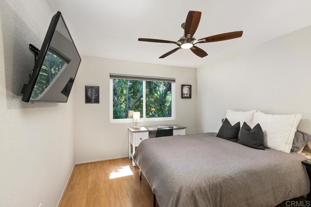 listing image 130723584908134478469