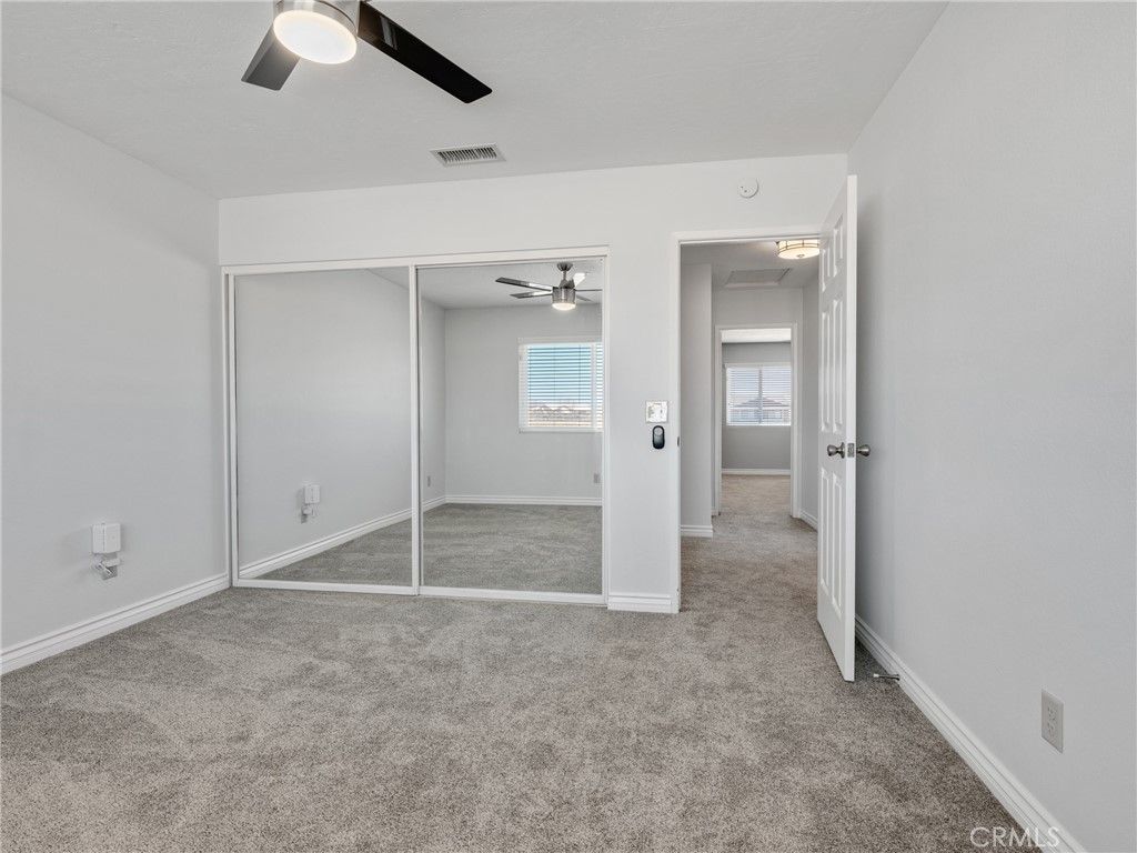 listing image 130720679254668945754