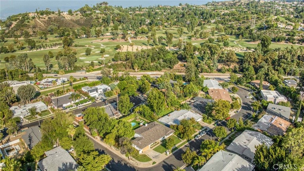 listing image 130725008050976184641