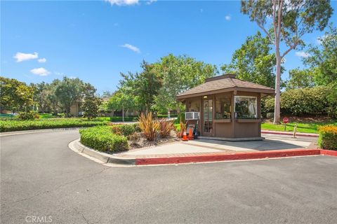 A home in La Mirada